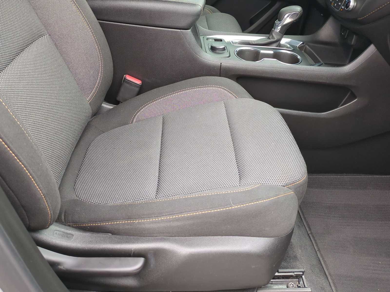 Thumbnail: 2021 Chevrolet Traverse - 28