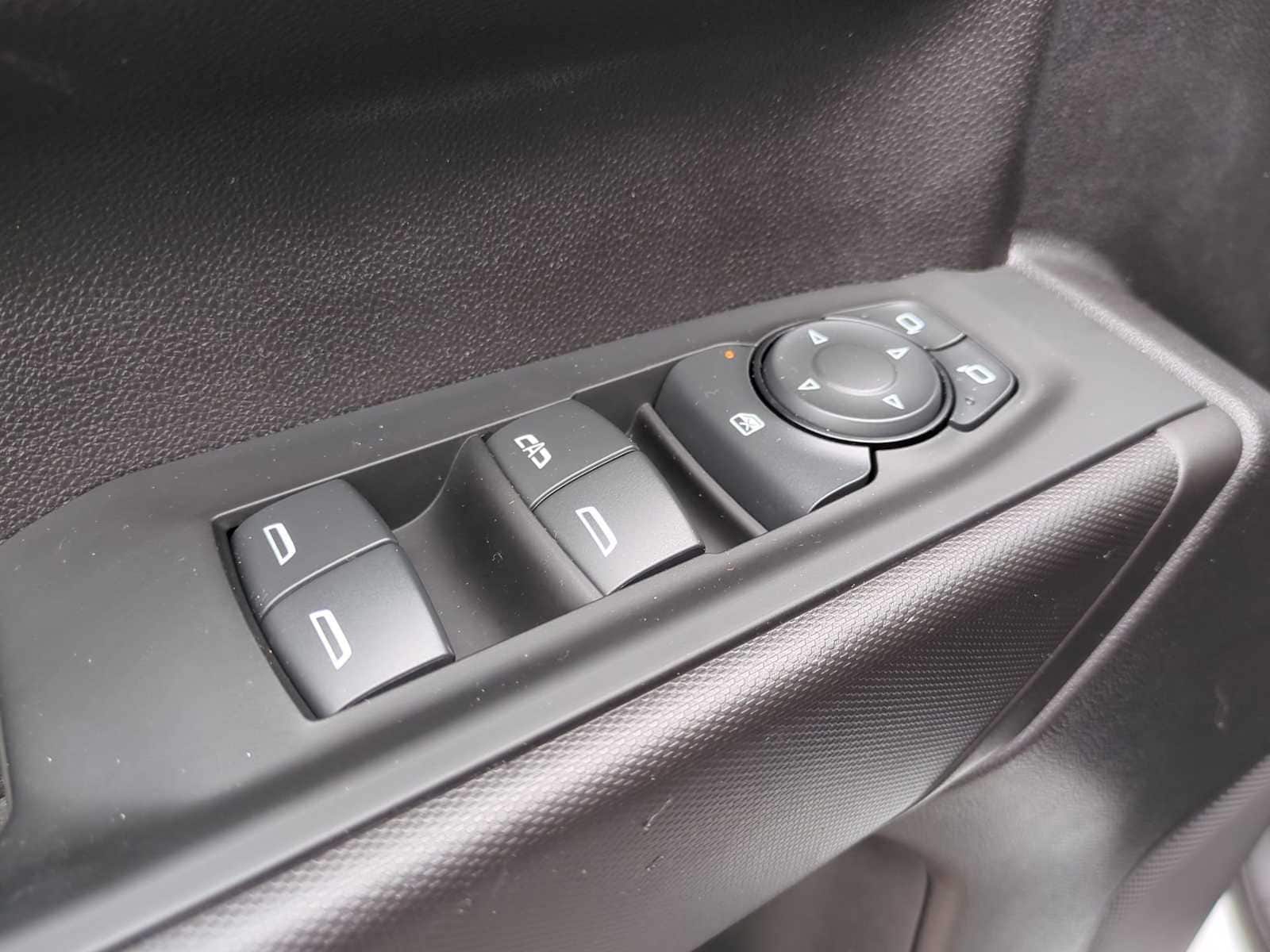 Thumbnail: 2024 Chevrolet Silverado 1500 - 22