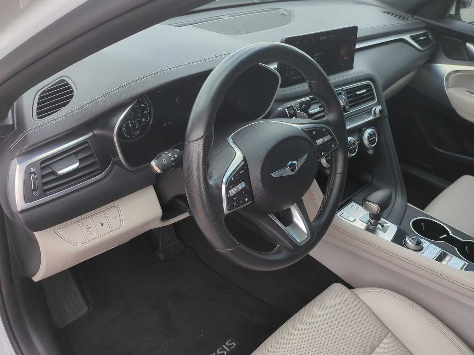 Thumbnail: 2023 Genesis G70 - 10