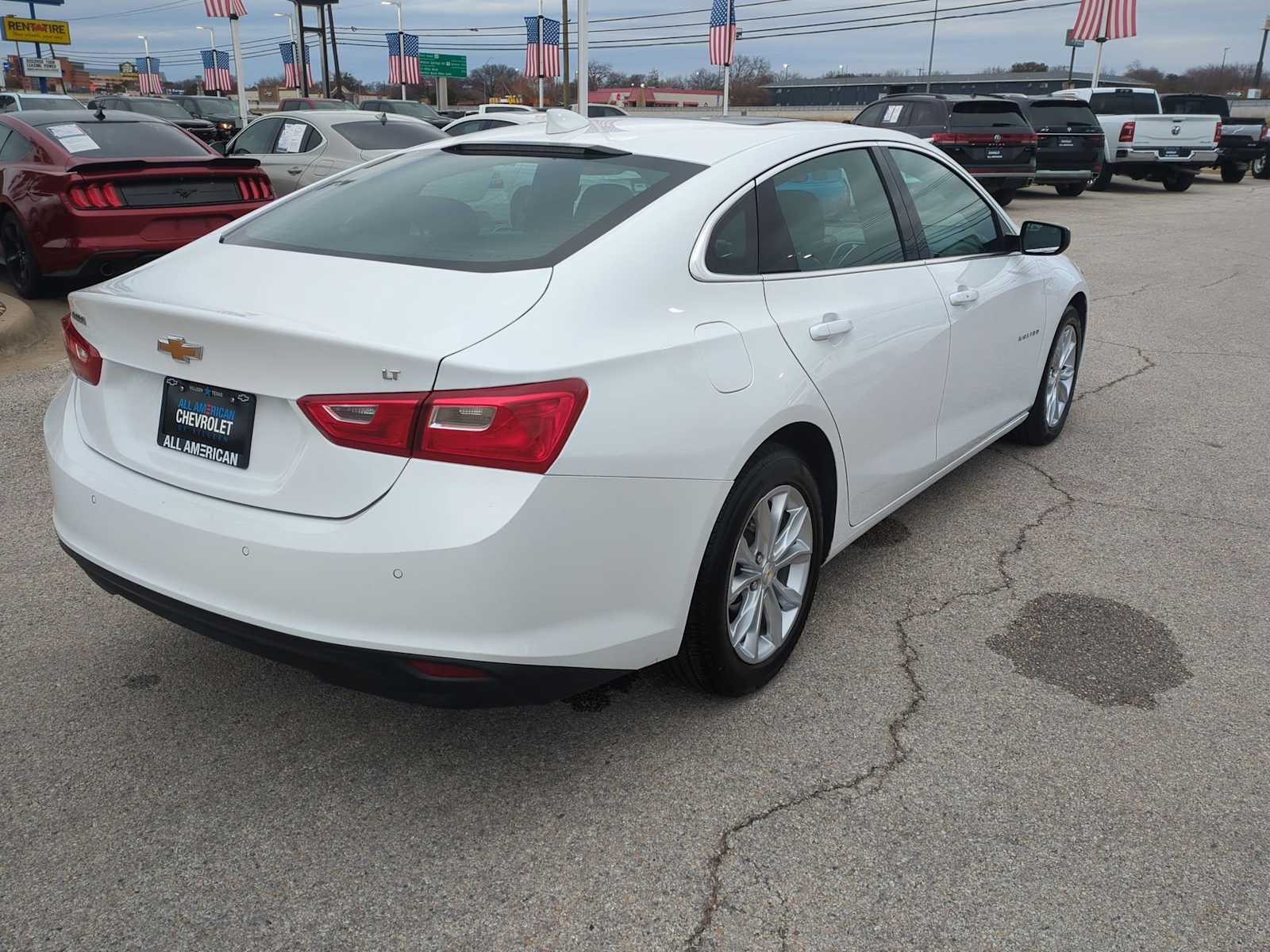 Thumbnail: 2024 Chevrolet Malibu - 8