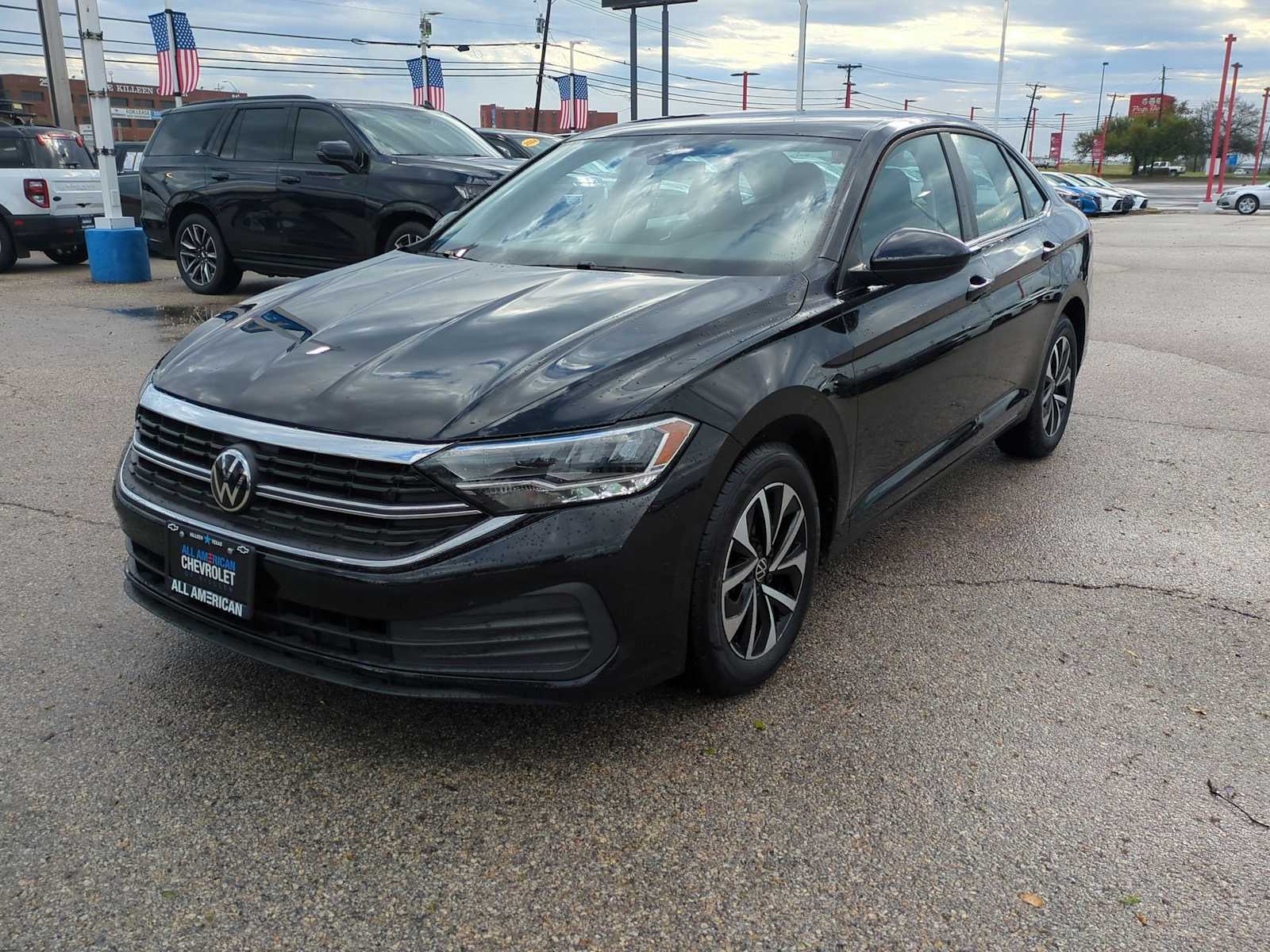 Thumbnail: 2024 Volkswagen Jetta - 4