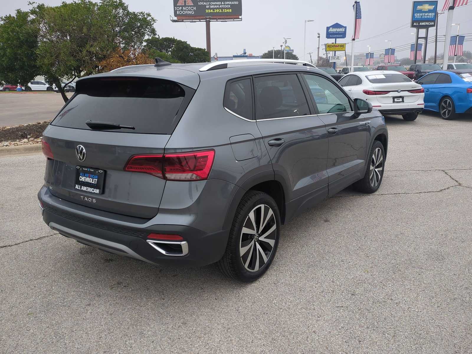 Thumbnail: 2024 Volkswagen Taos - 8