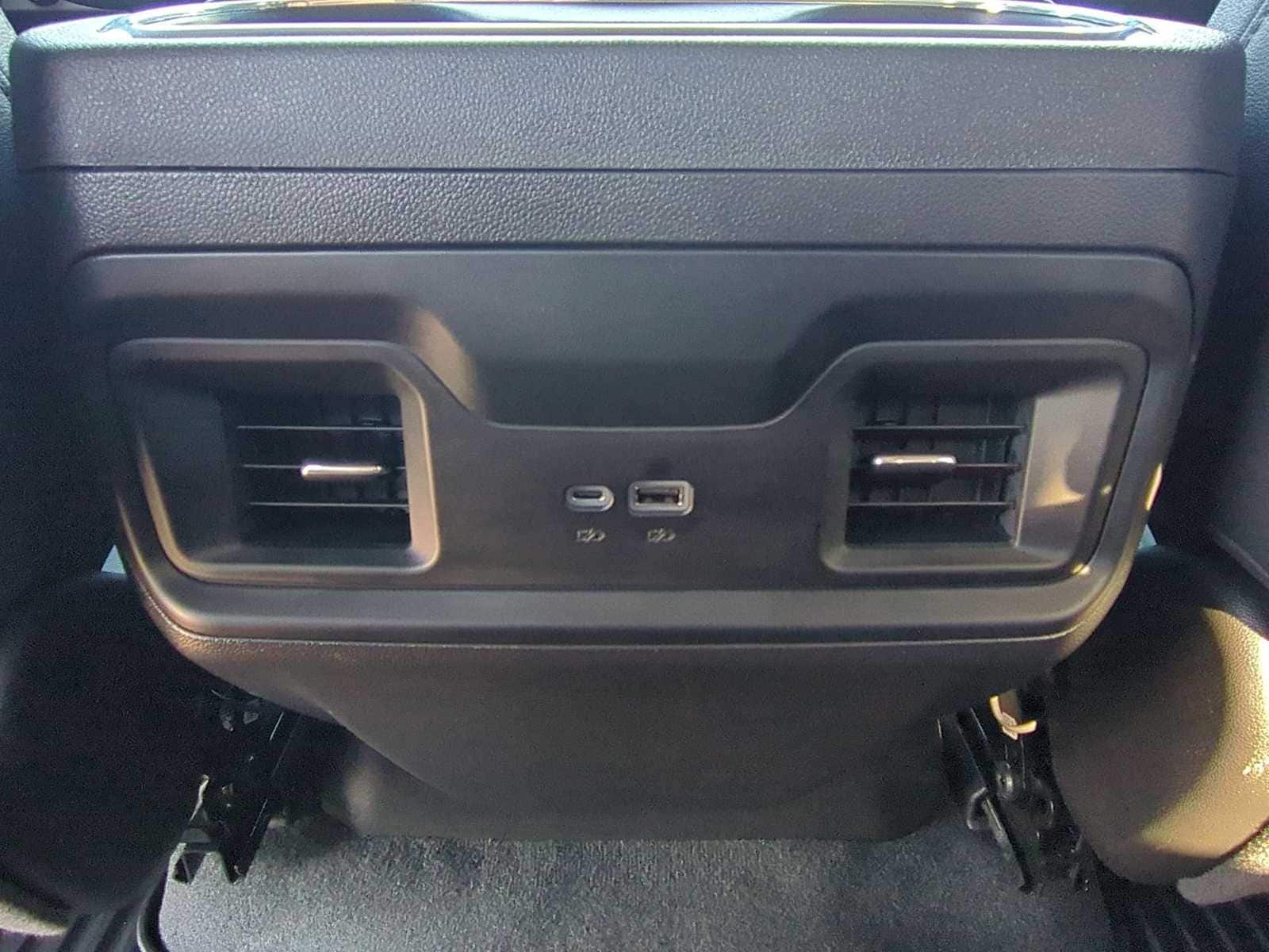 Thumbnail: 2025 Chevrolet Silverado 1500 - 22