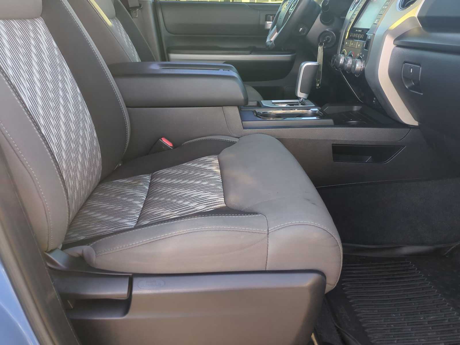 Thumbnail: 2019 Toyota Tundra - 26