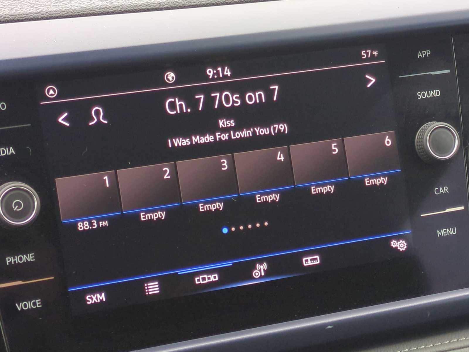 Thumbnail: 2024 Volkswagen Taos - 13