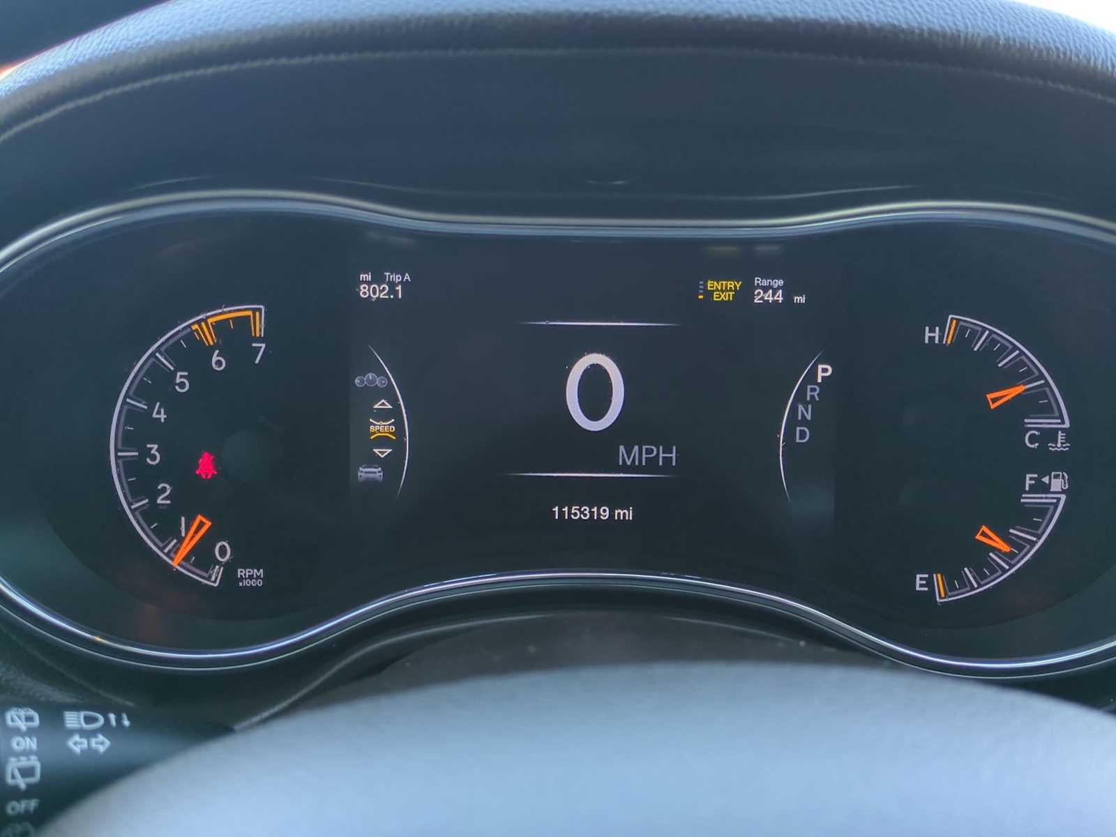 Thumbnail: 2019 Jeep Grand Cherokee - 11