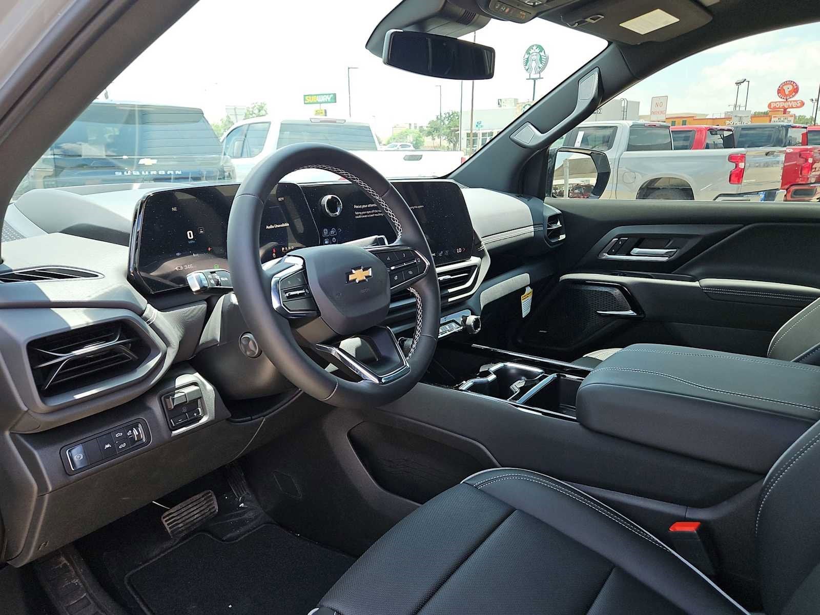 Thumbnail: 2025 Chevrolet Silverado EV - 2