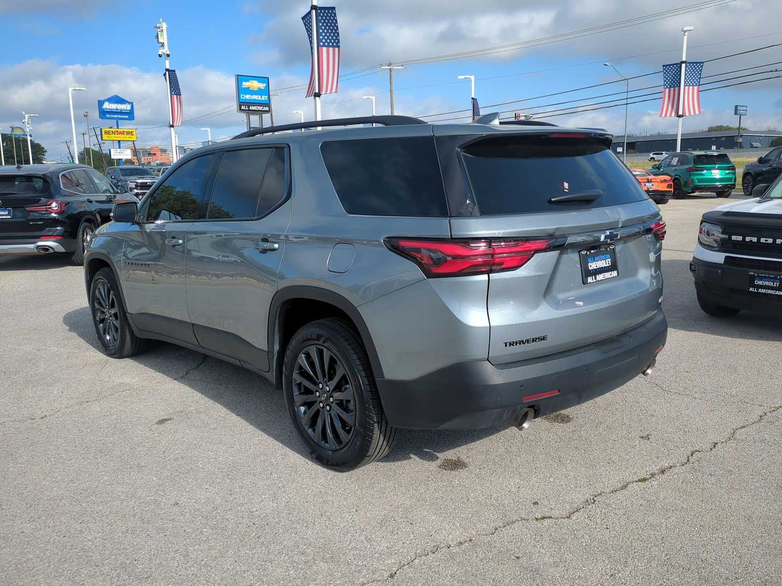 Thumbnail: 2023 Chevrolet Traverse - 6