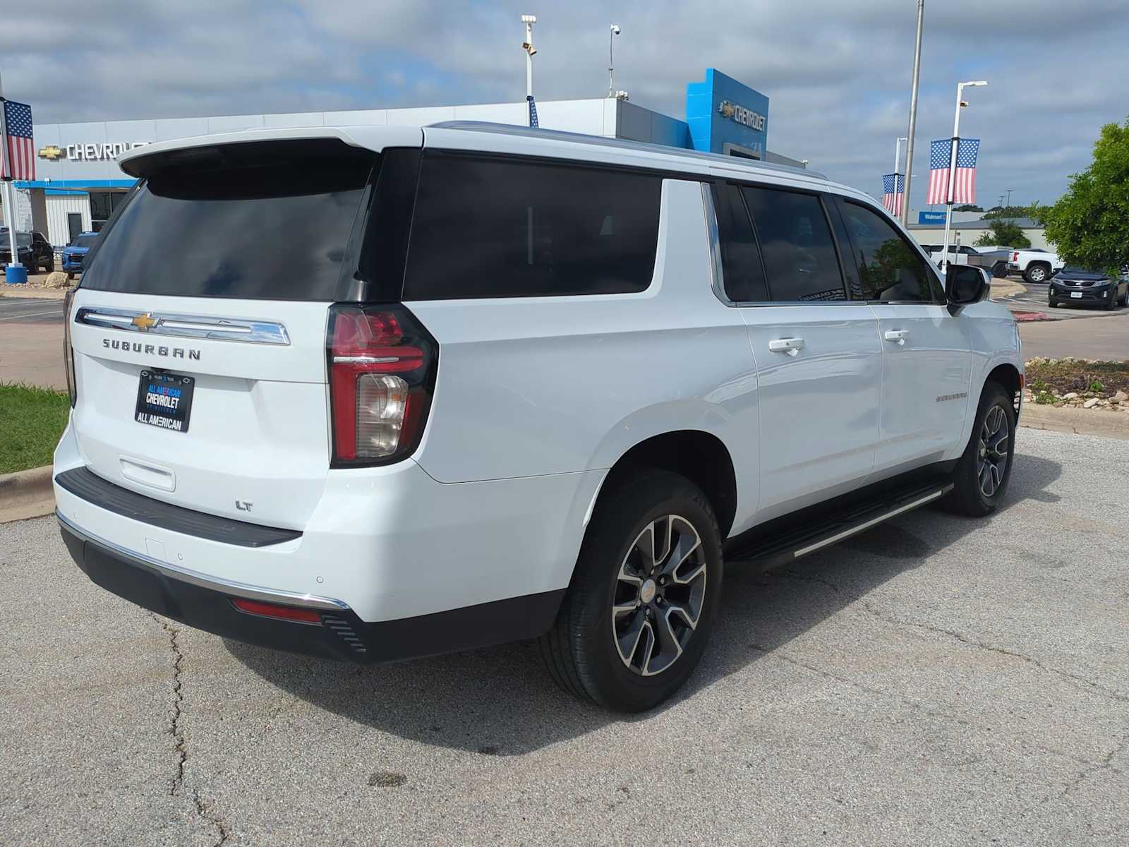 2021 Chevrolet Suburban LT 8