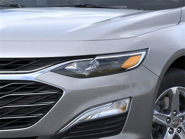 Thumbnail: 2025 Chevrolet Malibu - 10