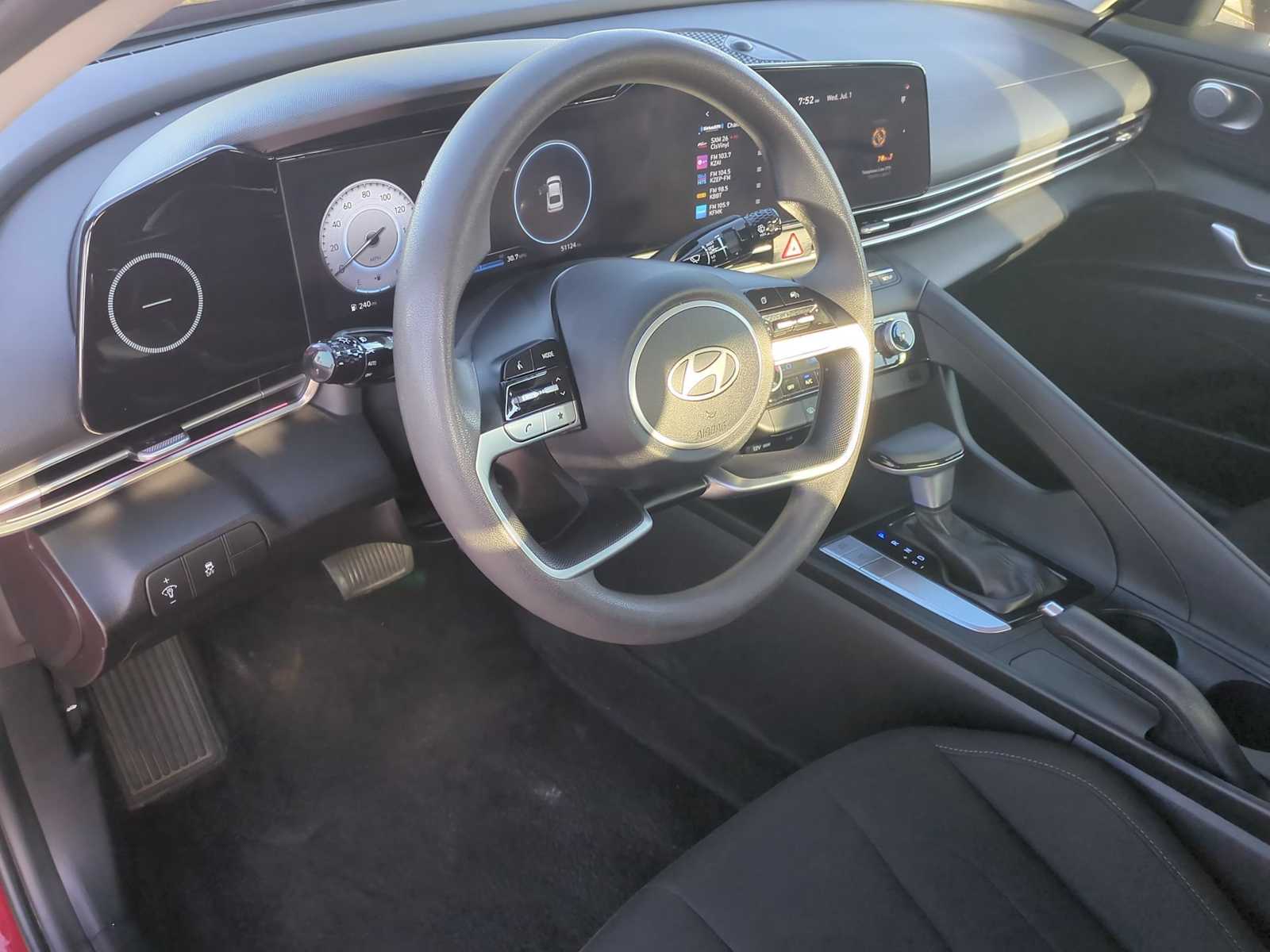Thumbnail: 2024 Hyundai Elantra - 10