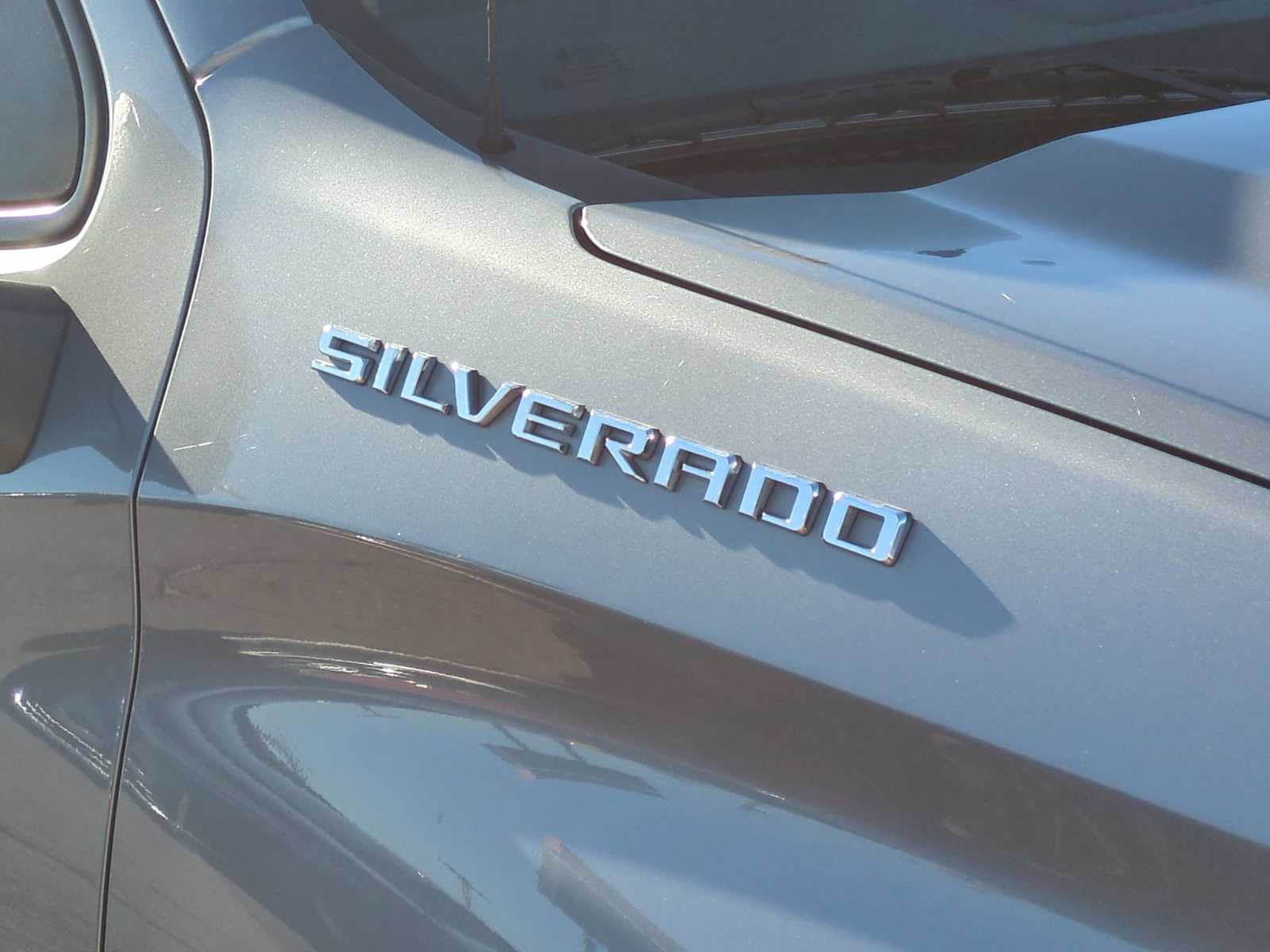 Thumbnail: 2019 Chevrolet Silverado 1500 - 32