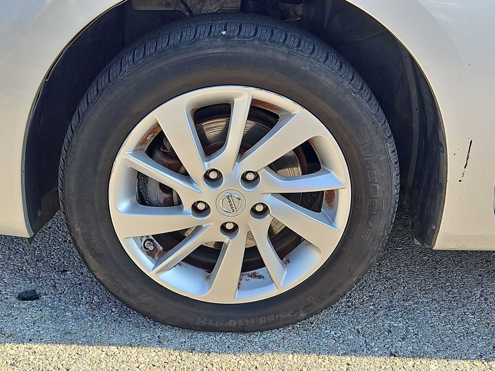 Thumbnail: 2014 Nissan Sentra - 29