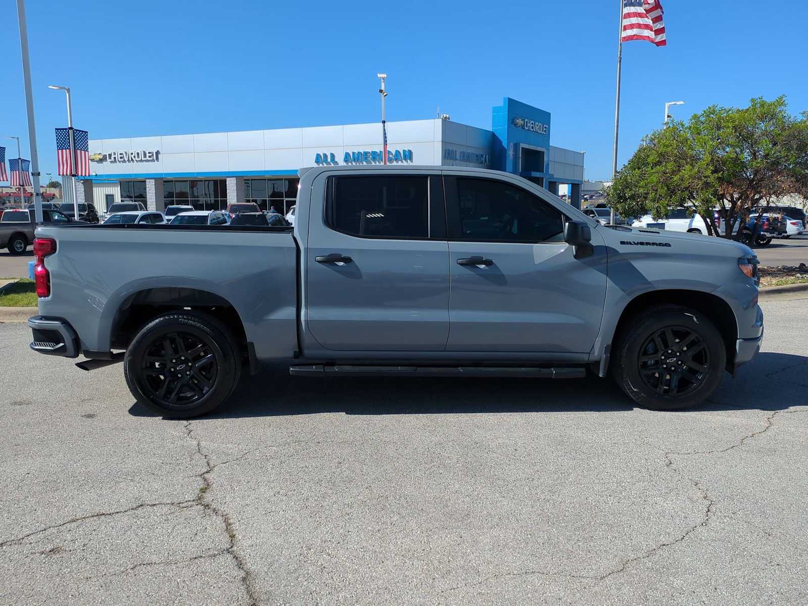 Thumbnail: 2025 Chevrolet Silverado 1500 - 9