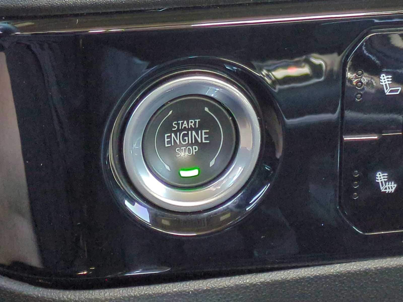 Thumbnail: 2023 Chevrolet Silverado 1500 - 17