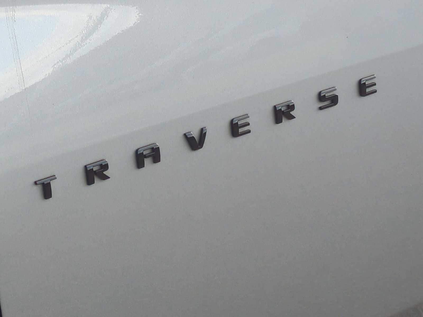 Thumbnail: 2023 Chevrolet Traverse - 32