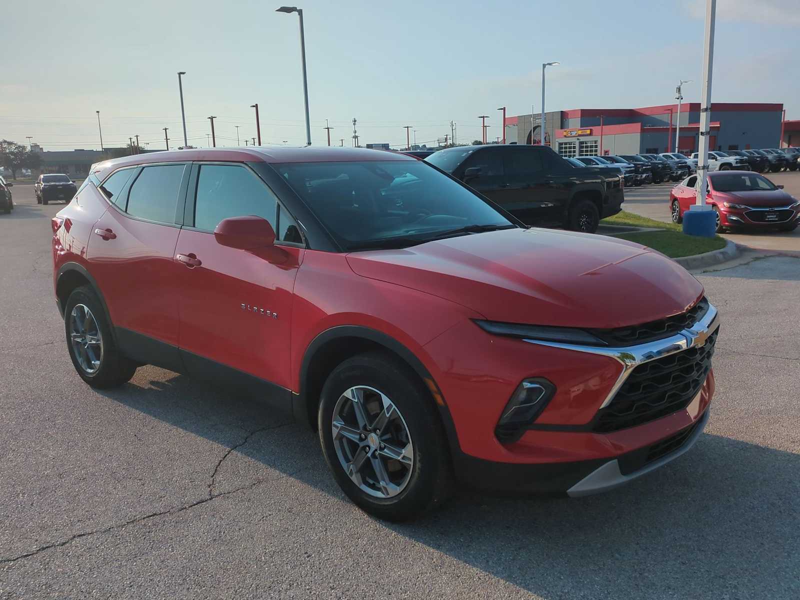 2023 Chevrolet Blazer 2LT photo 2