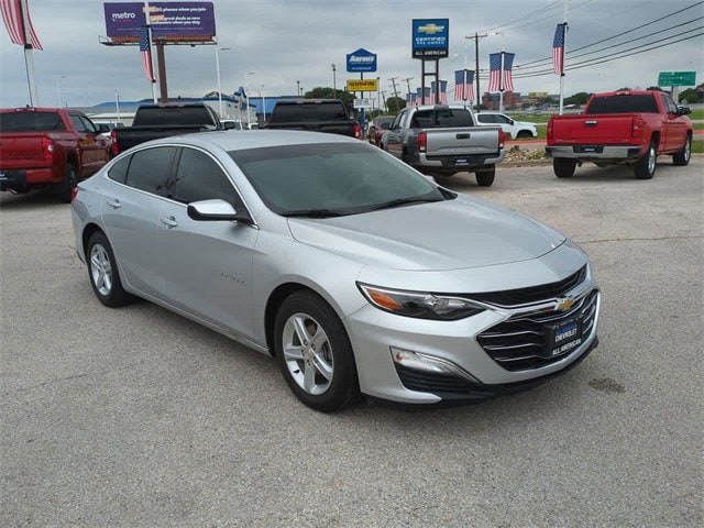 Used 2021 Chevrolet Malibu 1LS with VIN 1G1ZB5ST7MF088689 for sale in Killeen, TX