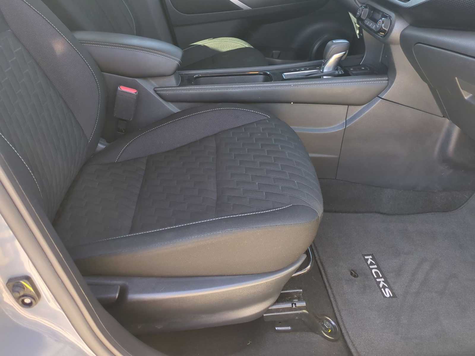 Thumbnail: 2022 Nissan Kicks - 27