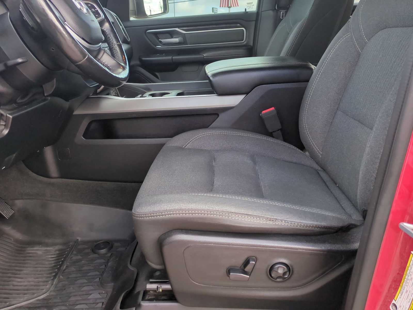 Thumbnail: 2020 RAM 1500 - 18