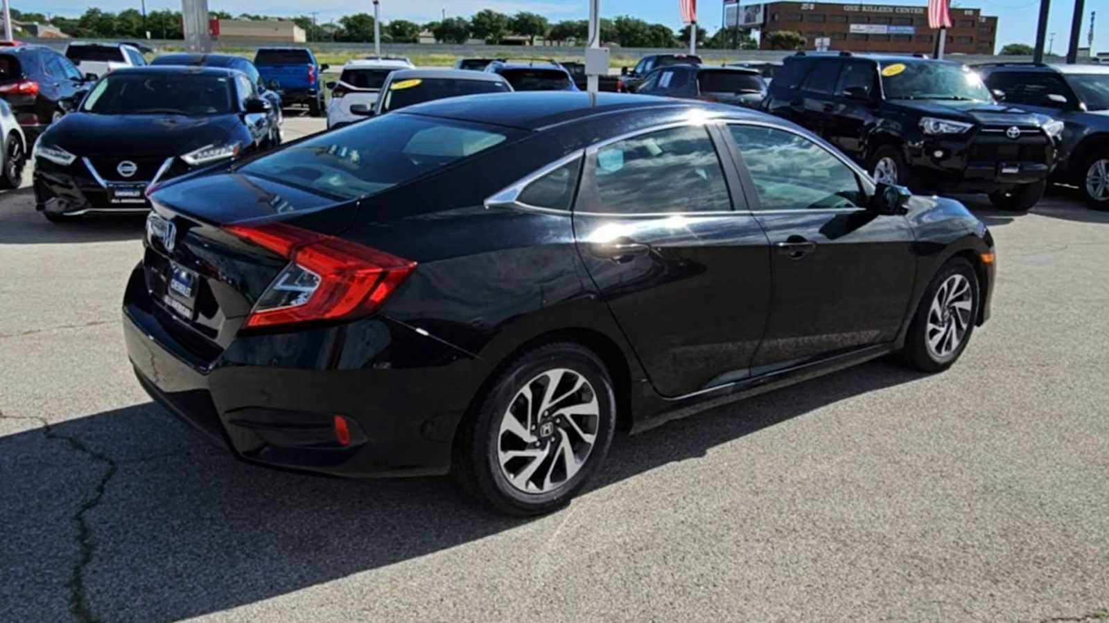 2016 Honda Civic SE 8