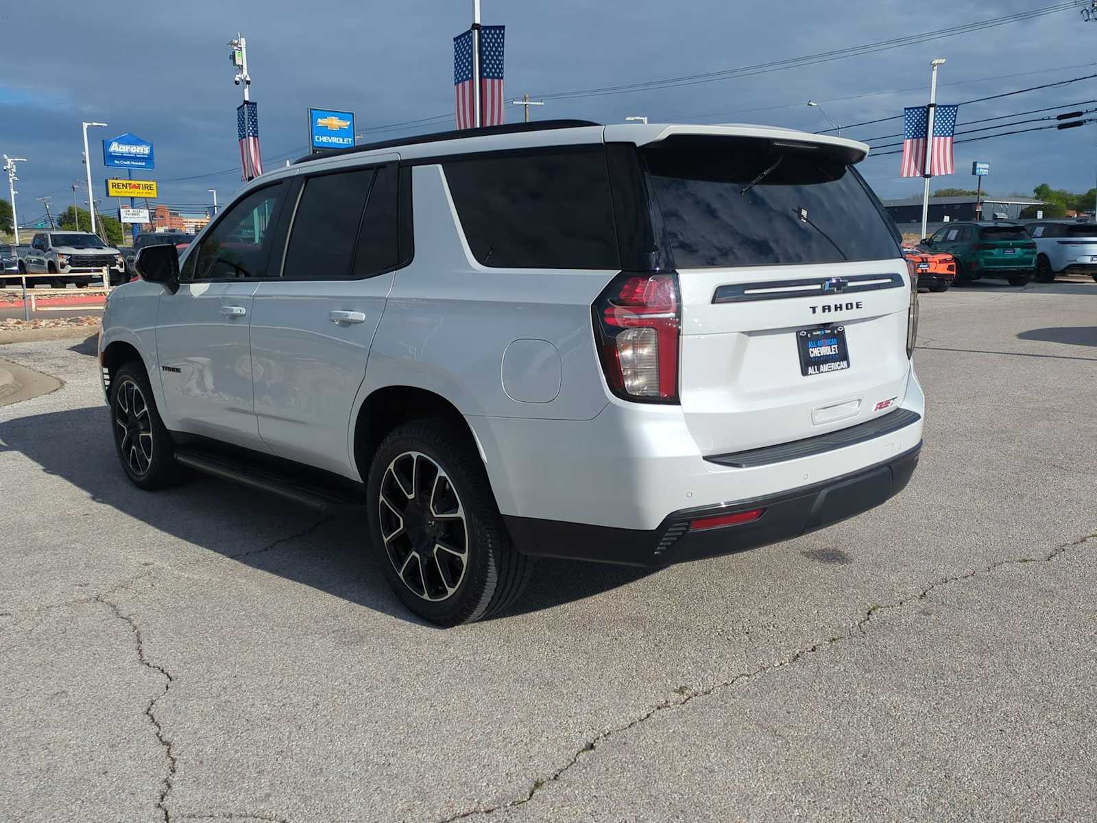 Thumbnail: 2021 Chevrolet Tahoe - 6