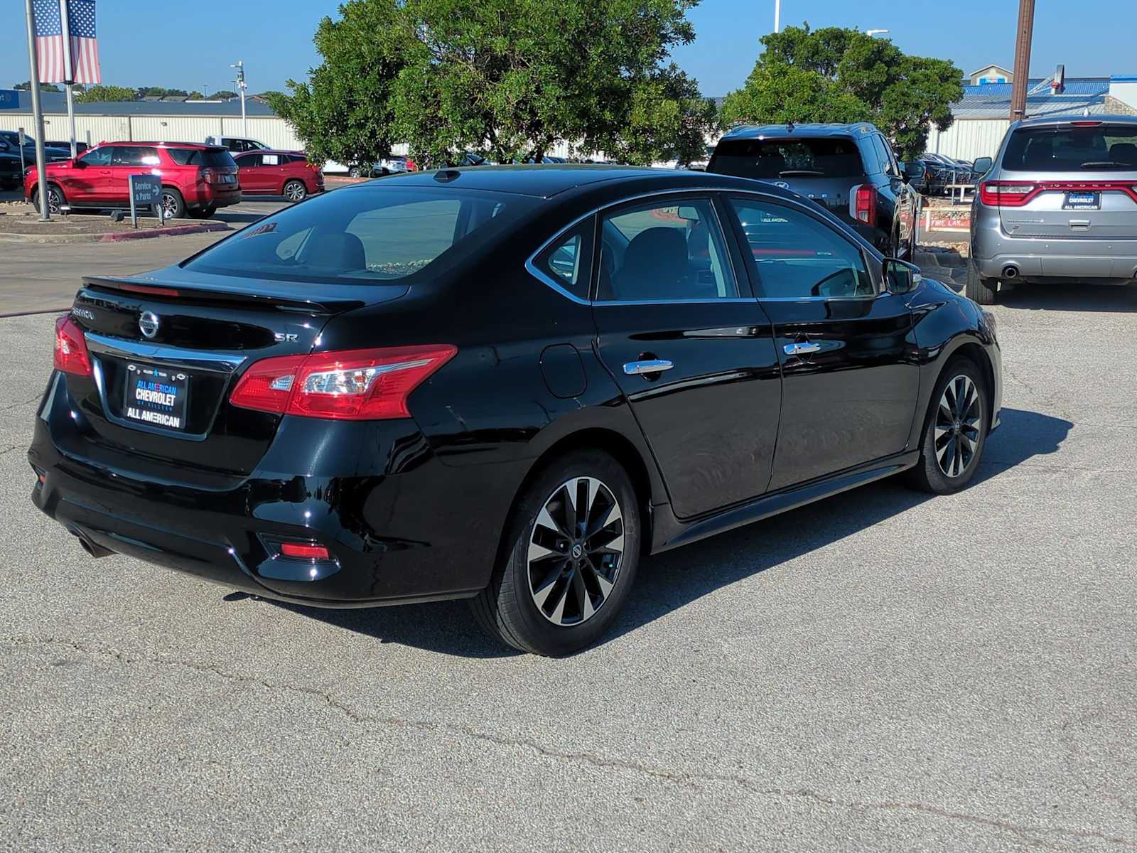 Thumbnail: 2018 Nissan Sentra - 8