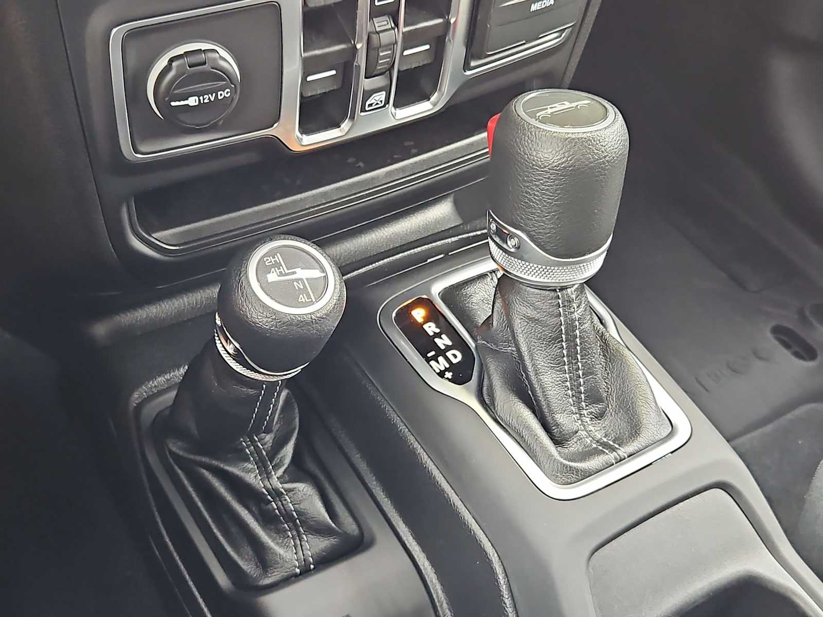Thumbnail: 2025 Jeep Gladiator - 14