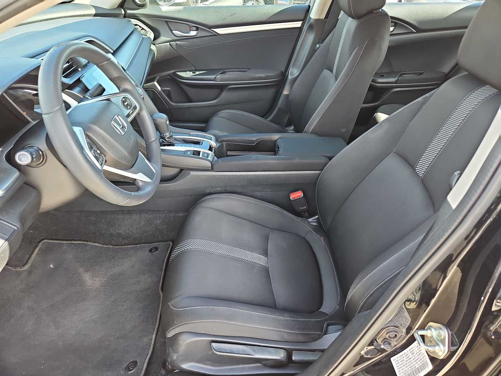 2016 Honda Civic SE 19