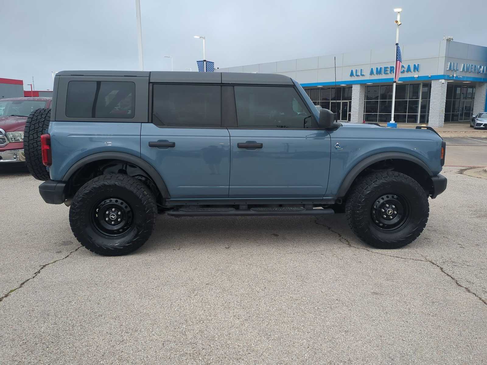 Thumbnail: 2023 Ford Bronco - 9