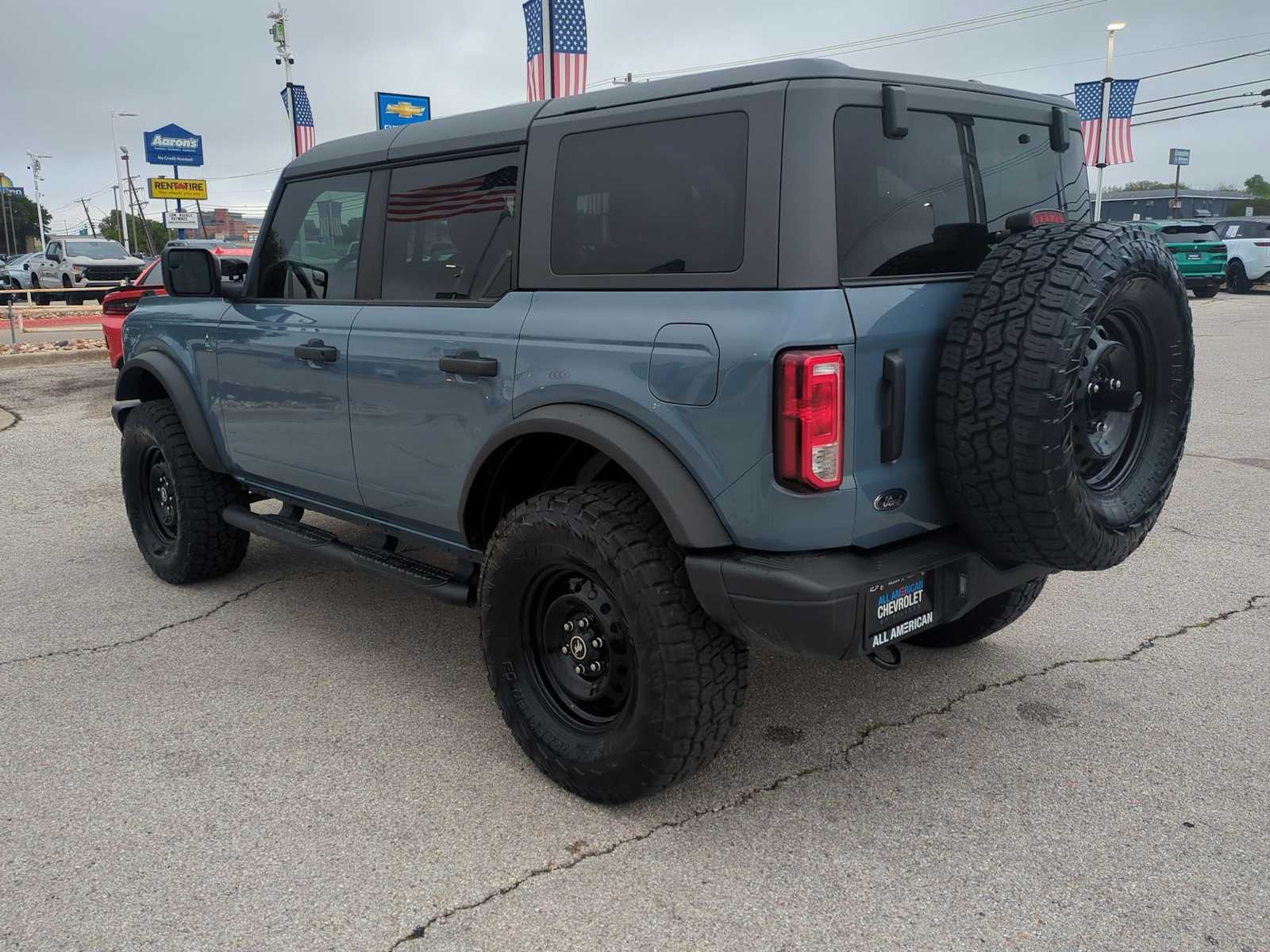 Thumbnail: 2023 Ford Bronco - 6