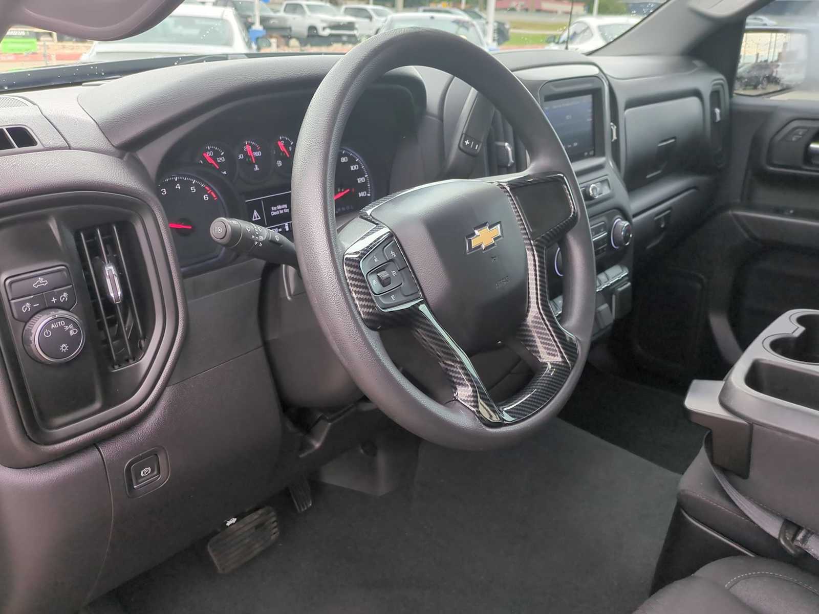 Thumbnail: 2023 Chevrolet Silverado 1500 - 9