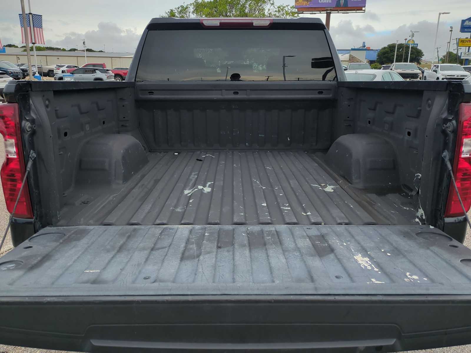 Thumbnail: 2023 Chevrolet Silverado 1500 - 24
