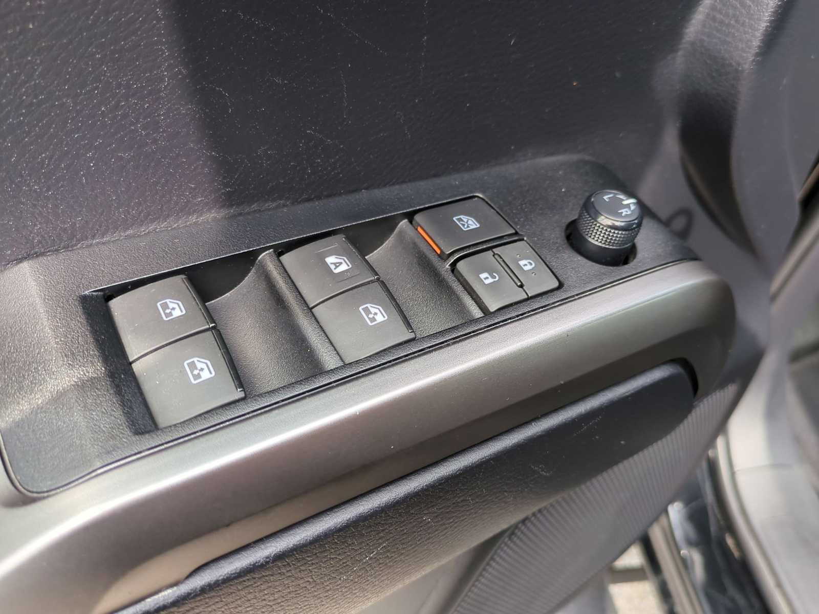 2021 Toyota Tacoma SR 20