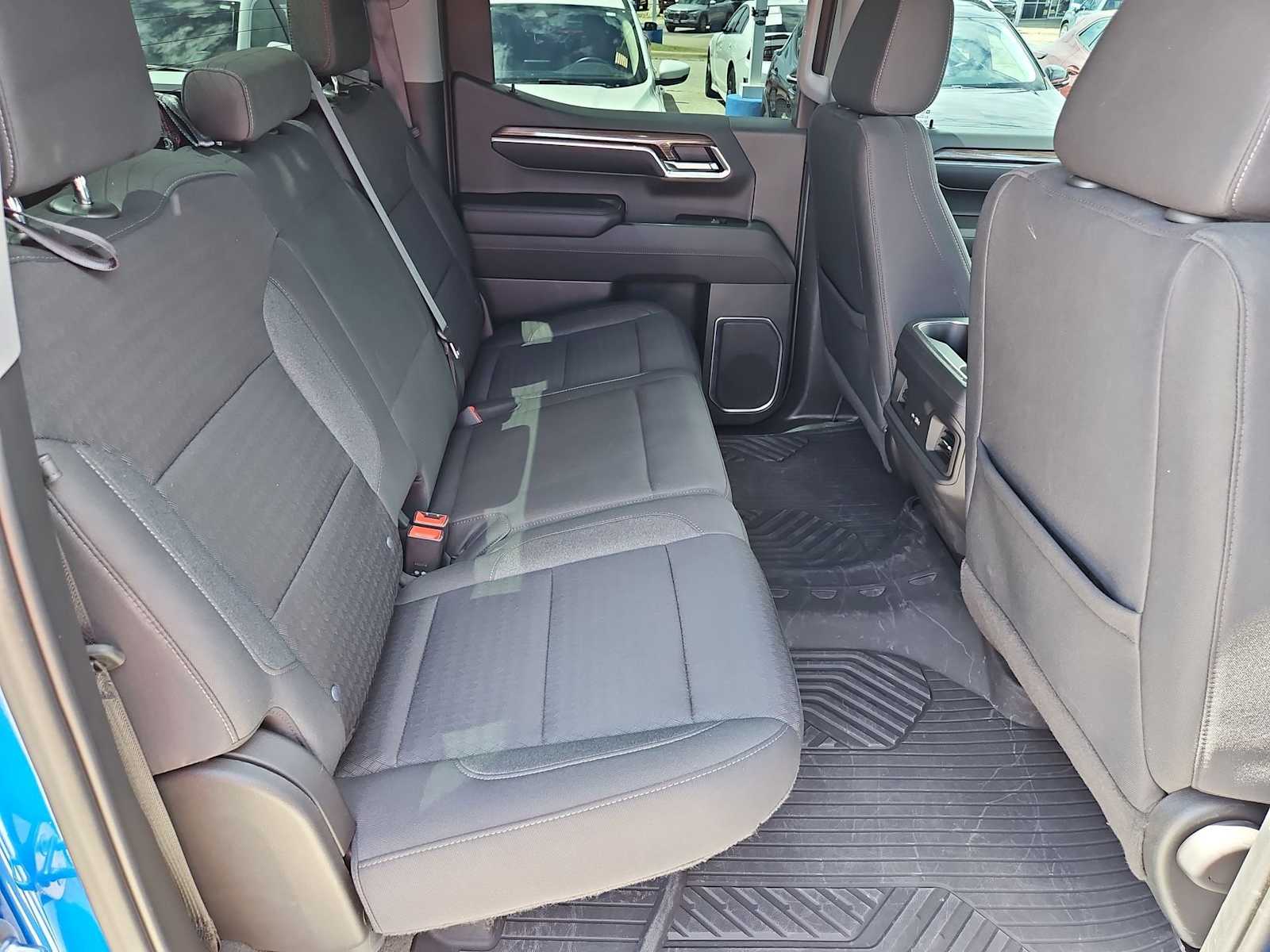 2023 Chevrolet Silverado 1500  26