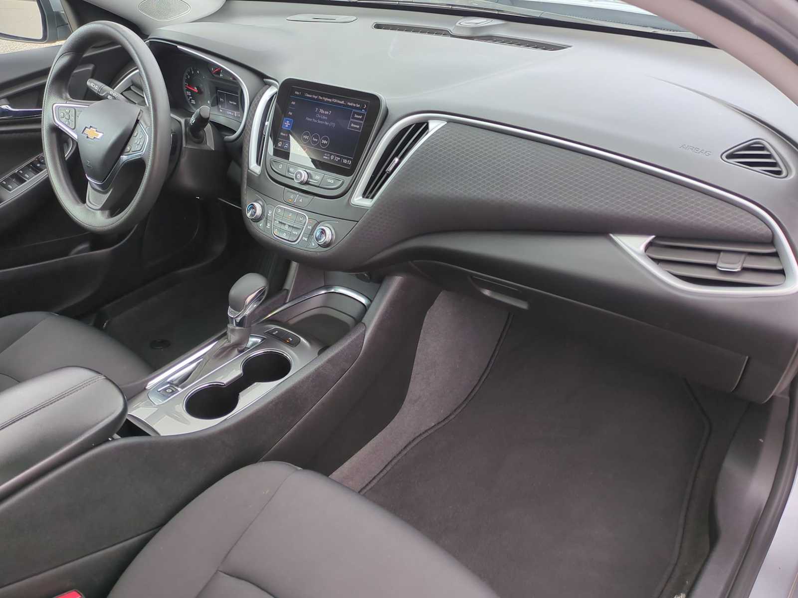 Thumbnail: 2024 Chevrolet Malibu - 30