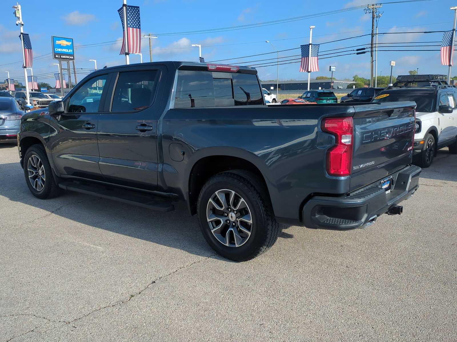 Thumbnail: 2020 Chevrolet Silverado 1500 - 6