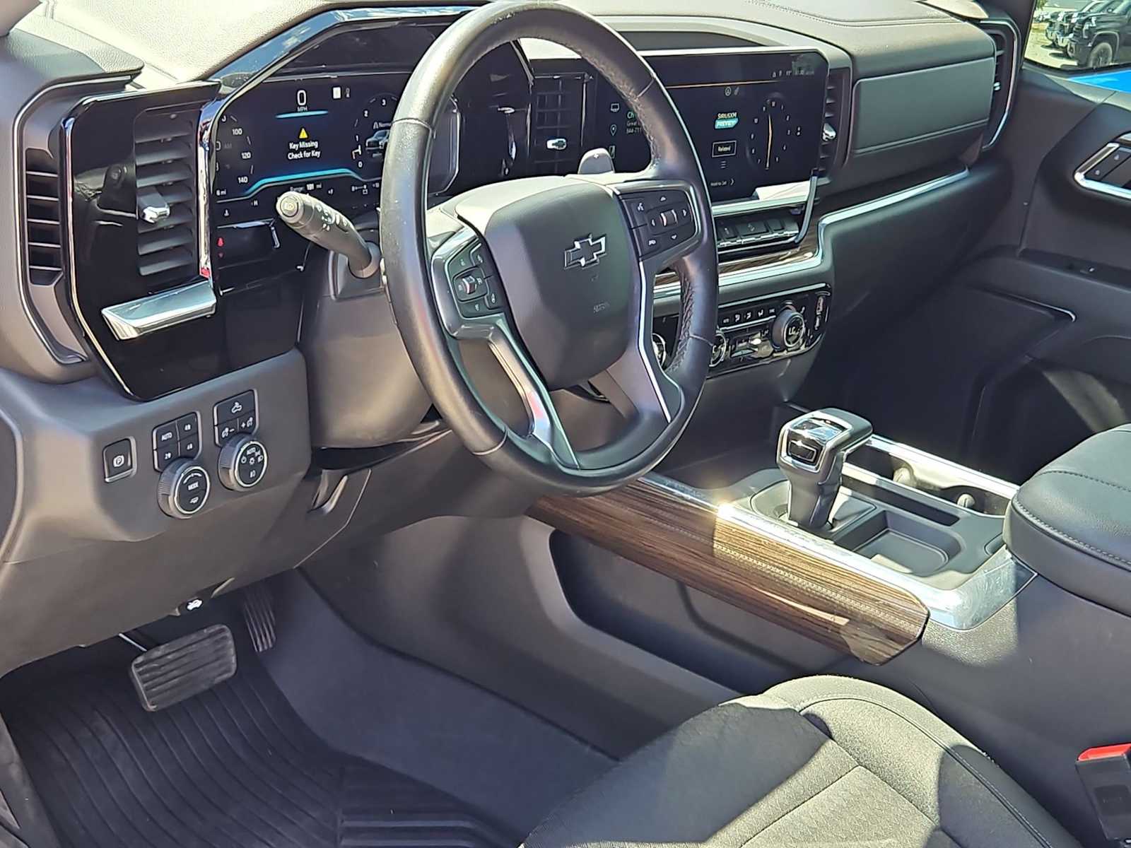 2023 Chevrolet Silverado 1500  10