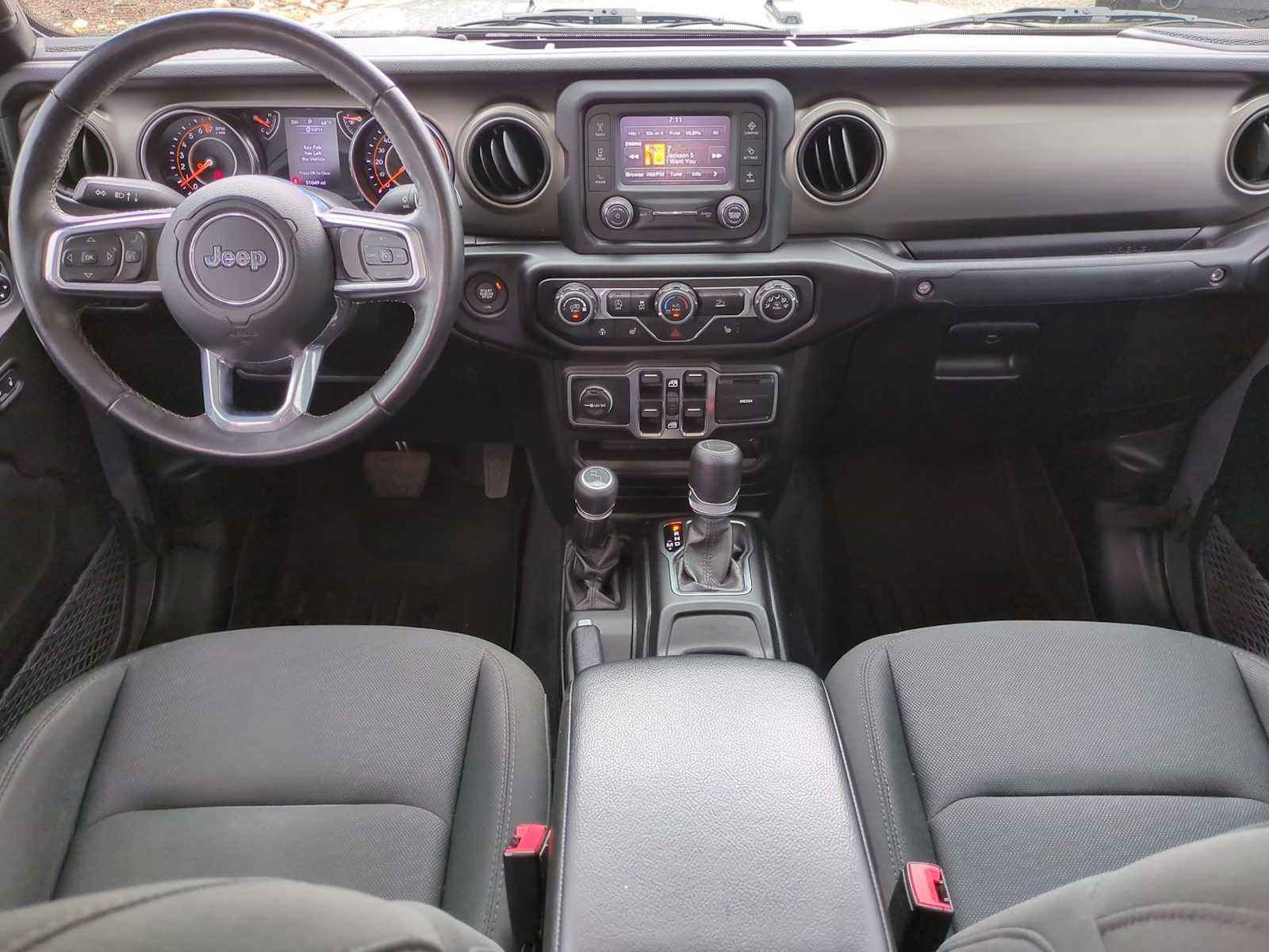 Thumbnail: 2020 Jeep Gladiator - 19