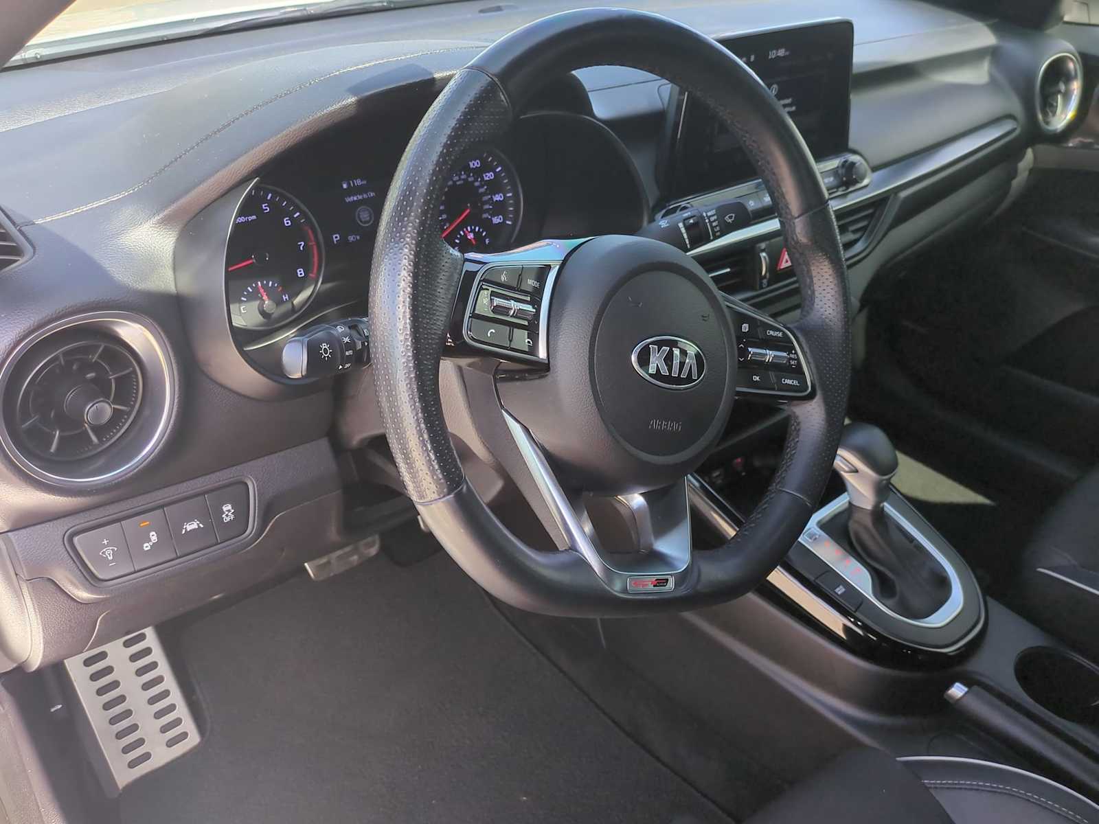 Thumbnail: 2021 Kia Forte - 10