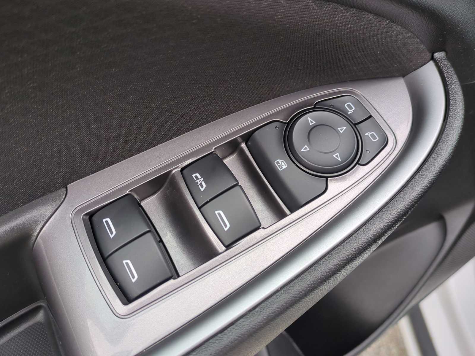 Thumbnail: 2024 Chevrolet Malibu - 24