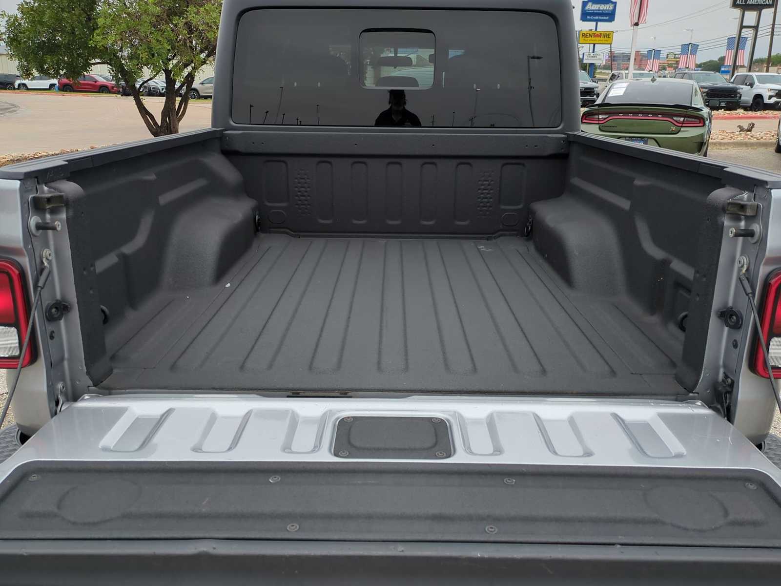 Thumbnail: 2020 Jeep Gladiator - 25