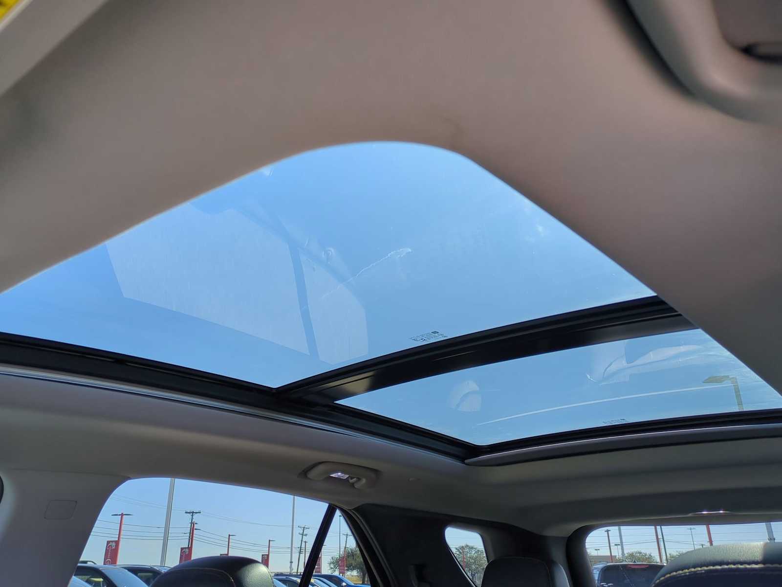 Thumbnail: 2022 Chevrolet Equinox - 19