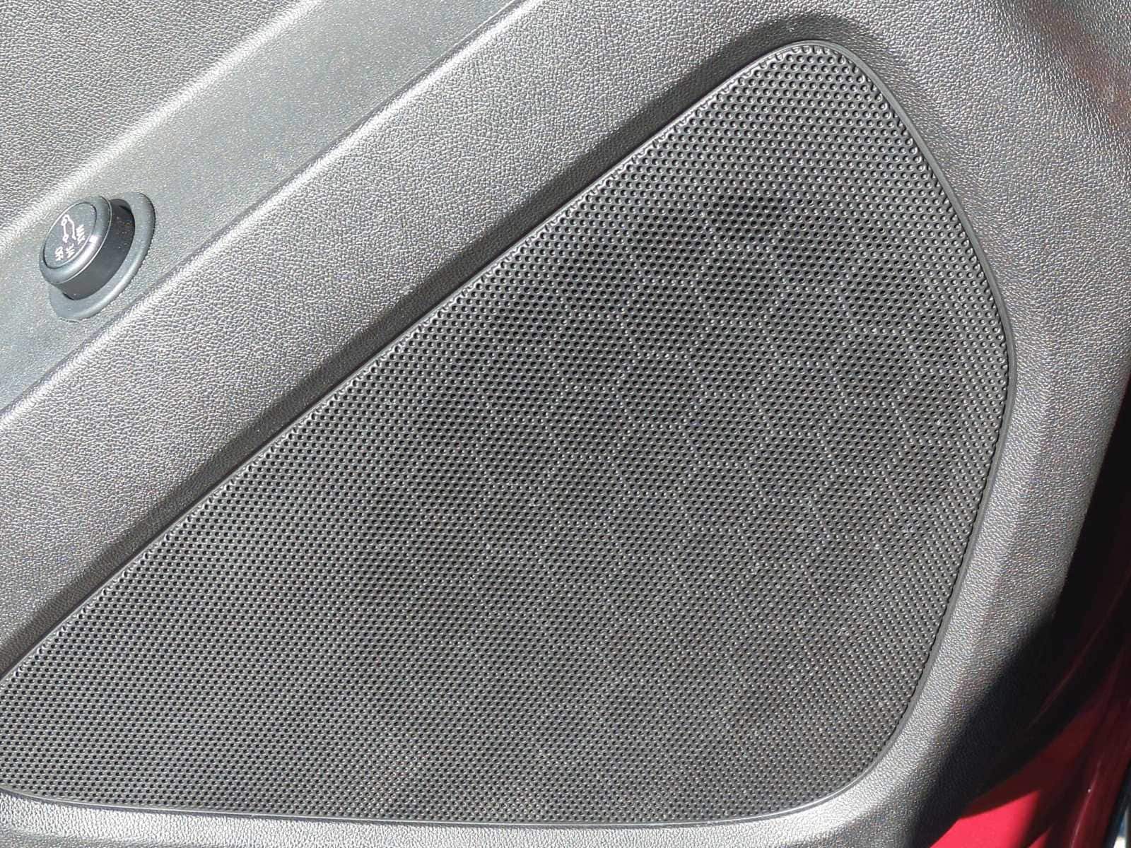 Thumbnail: 2022 Chevrolet Equinox - 24