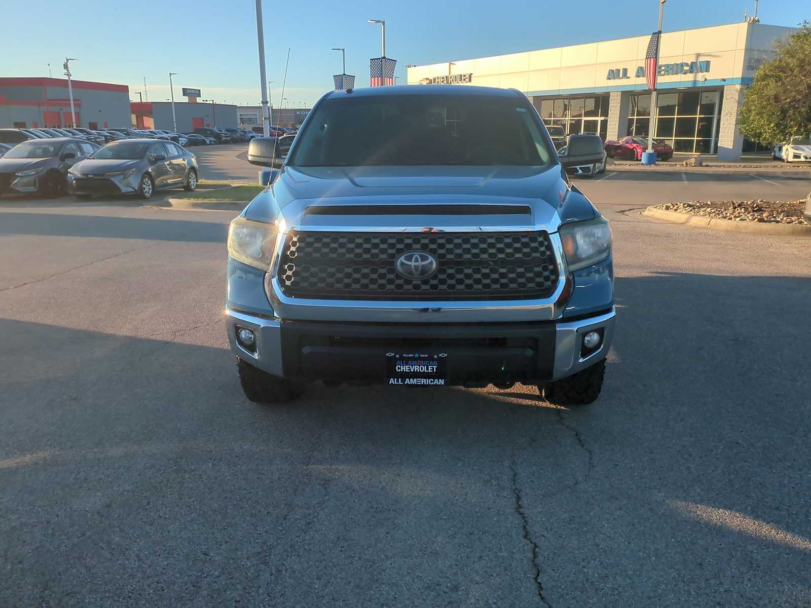 Thumbnail: 2019 Toyota Tundra - 3