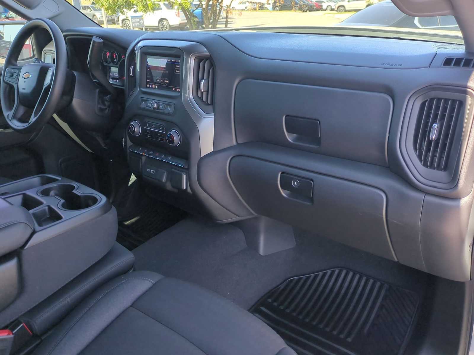 Thumbnail: 2025 Chevrolet Silverado 1500 - 28