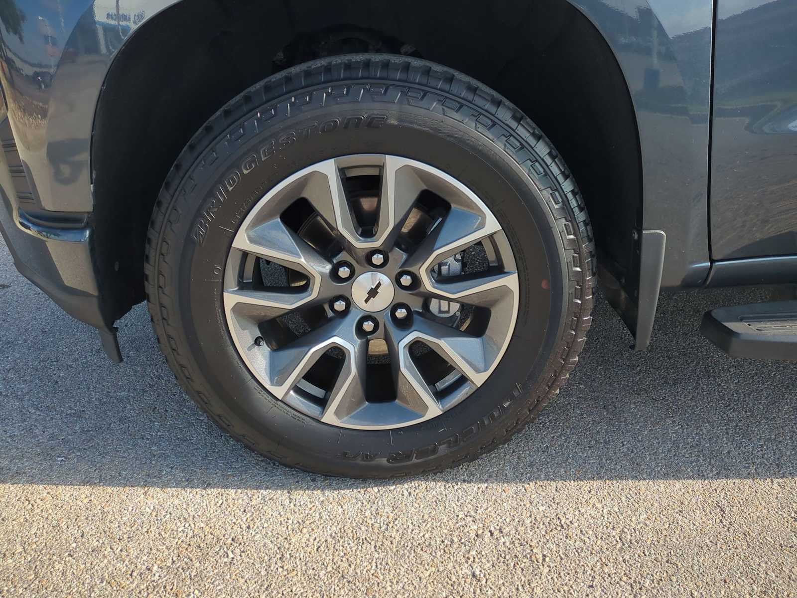 Thumbnail: 2020 Chevrolet Silverado 1500 - 33