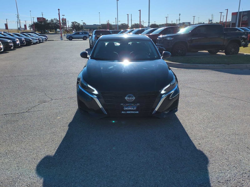 Used 2024 Nissan Altima 2.5 SV