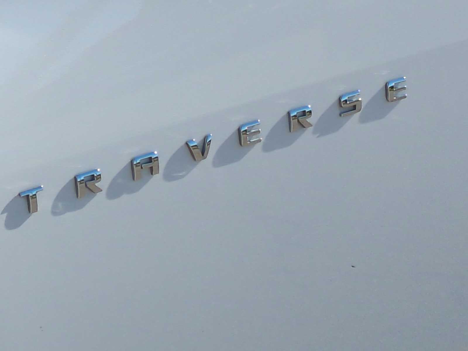 Thumbnail: 2023 Chevrolet Traverse - 32