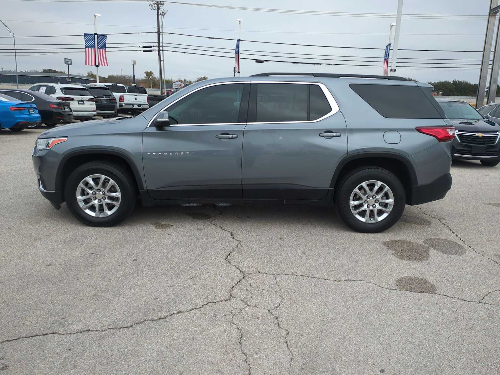 Thumbnail: 2021 Chevrolet Traverse - 5